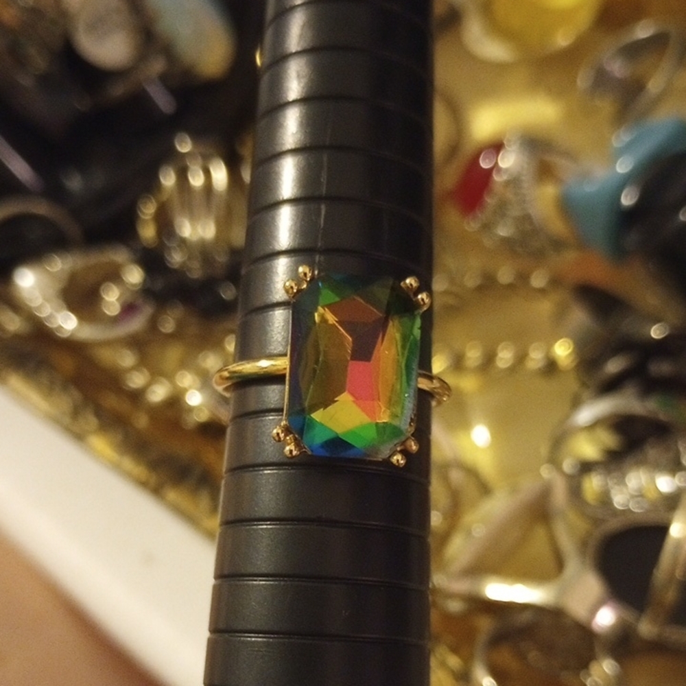 Elegant Mystic Topaz Ring, Gold Tone Size 8